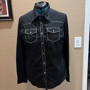 Women’s western pearl snap down shirt